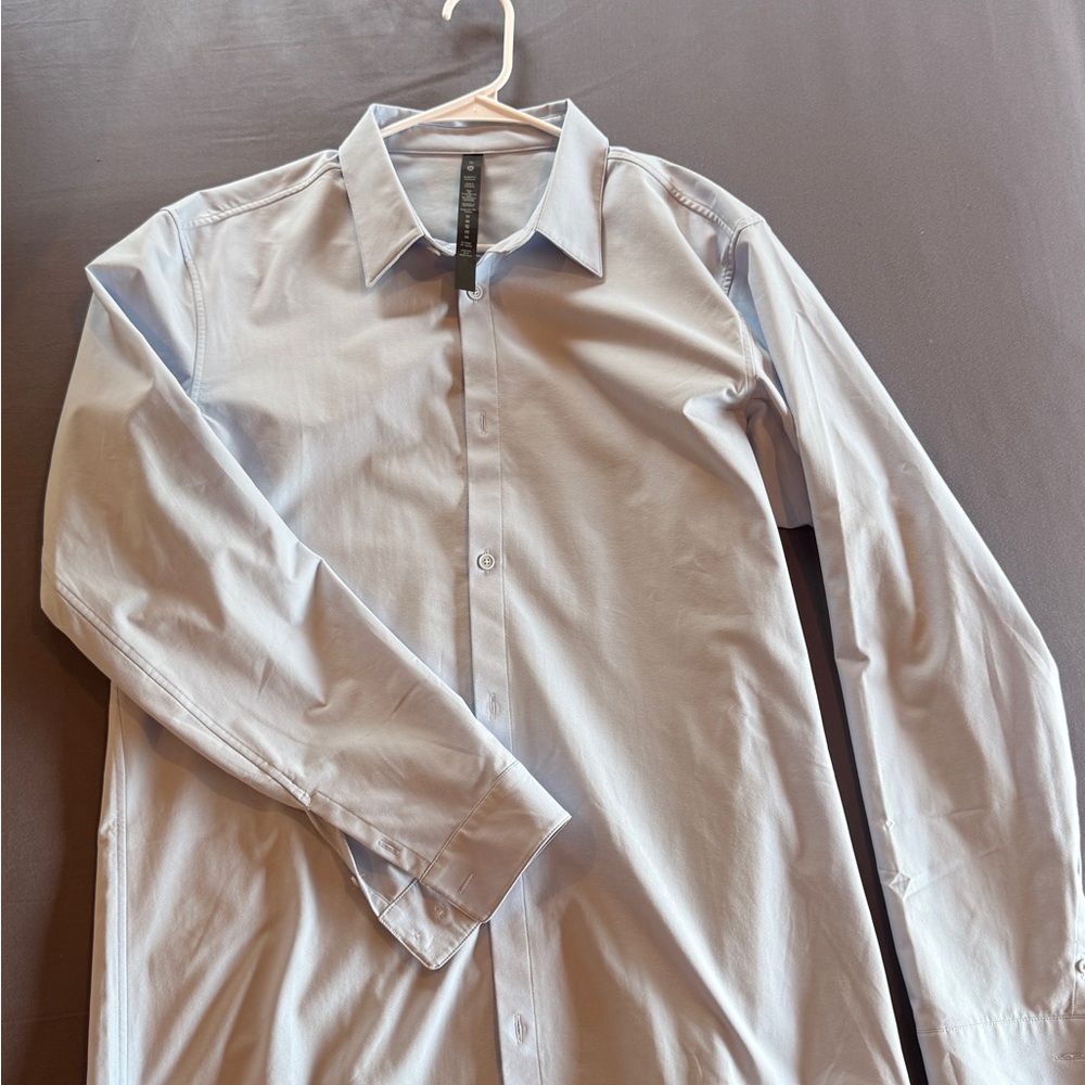 Lululemon Venture Sky Blue Dress Shirt